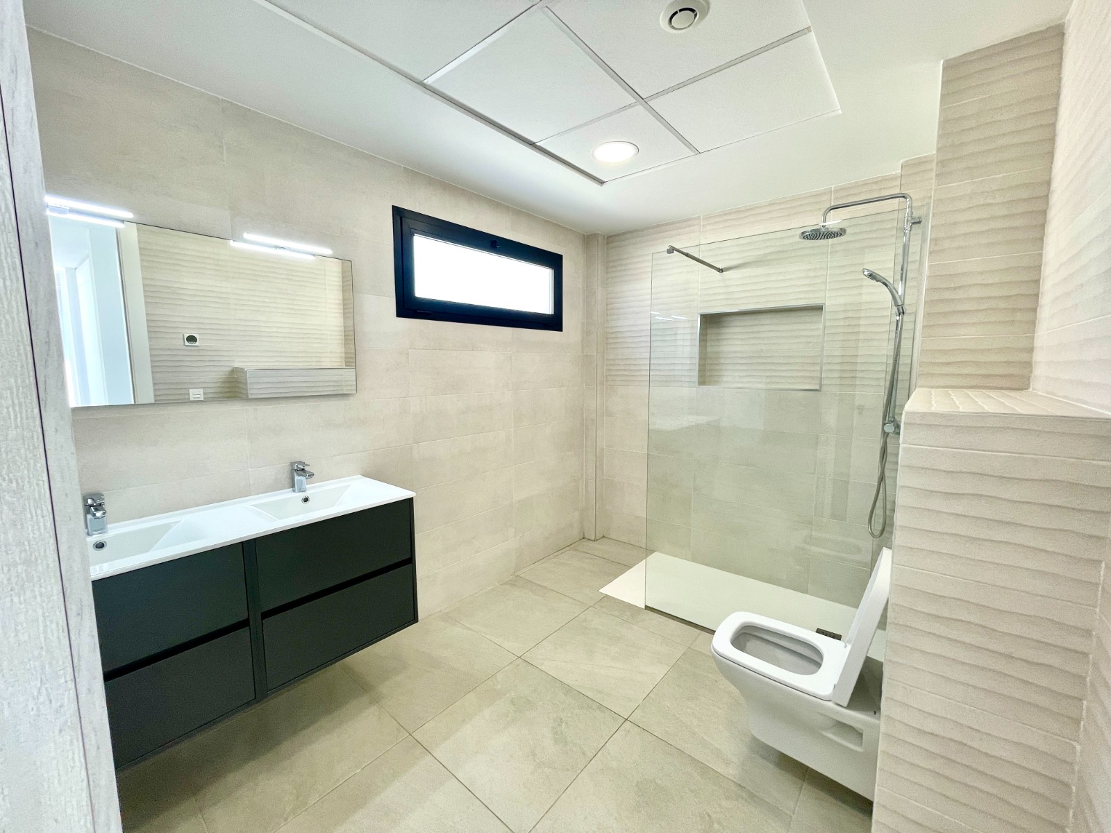 Exclusieve instapklare villa met privé zwembad in centrum Benijofar