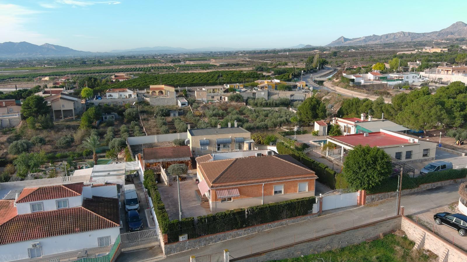 DP-75-SLS1435-14 Villa te koop in Albatera