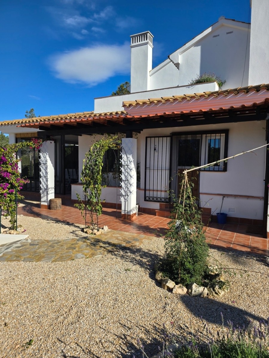 Villa te koop in Fuente Alamo