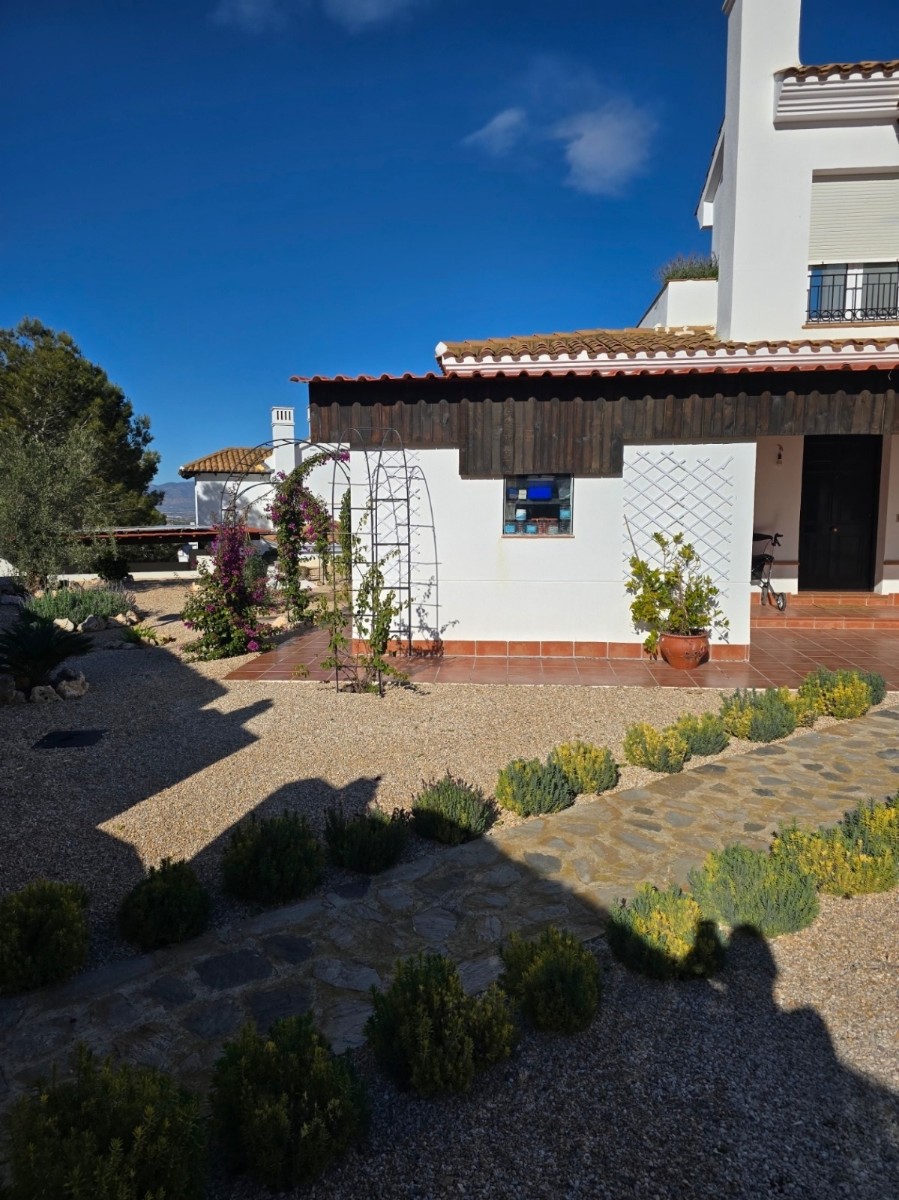 Villa te koop in Fuente Alamo
