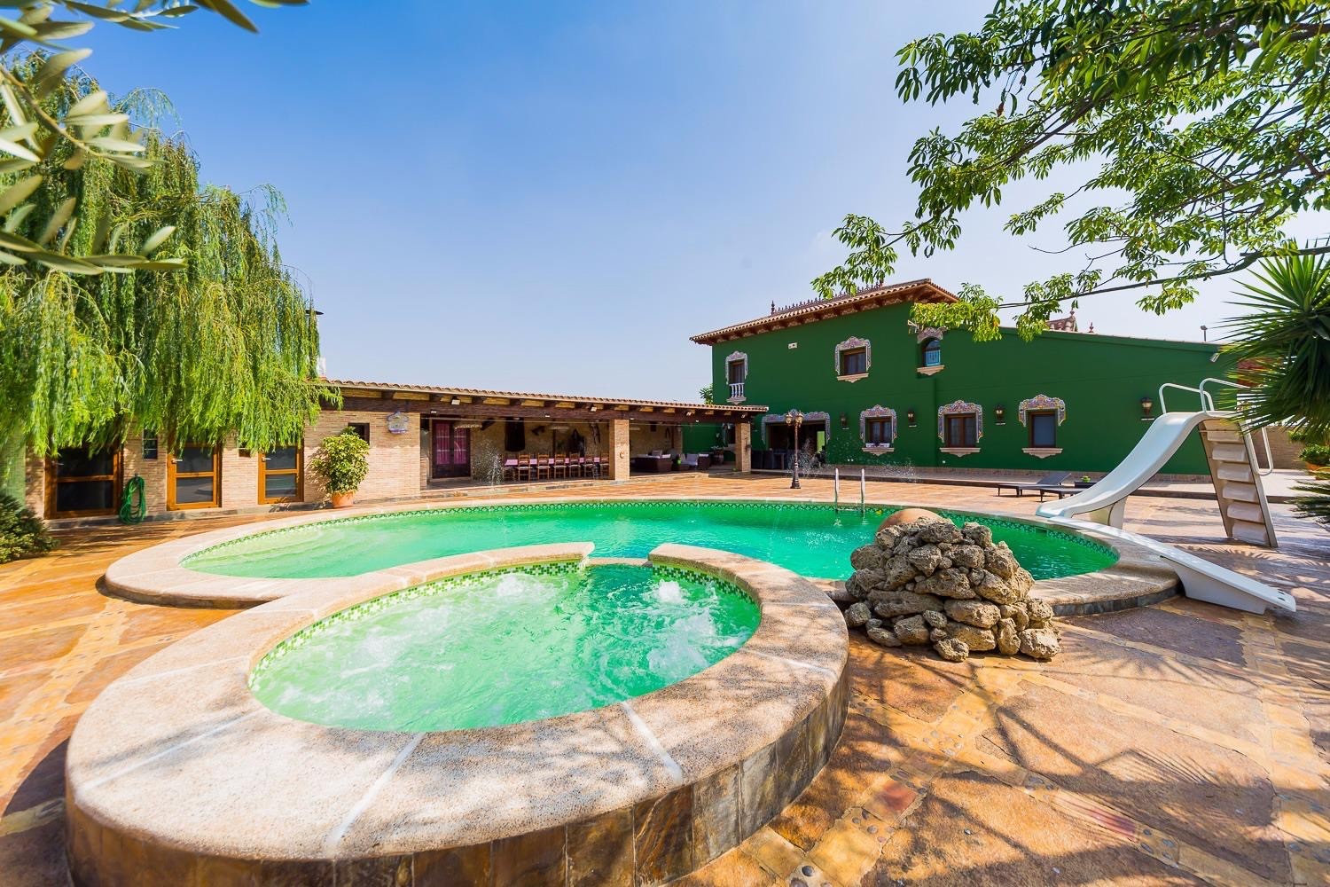Finca te koop in Almoradí