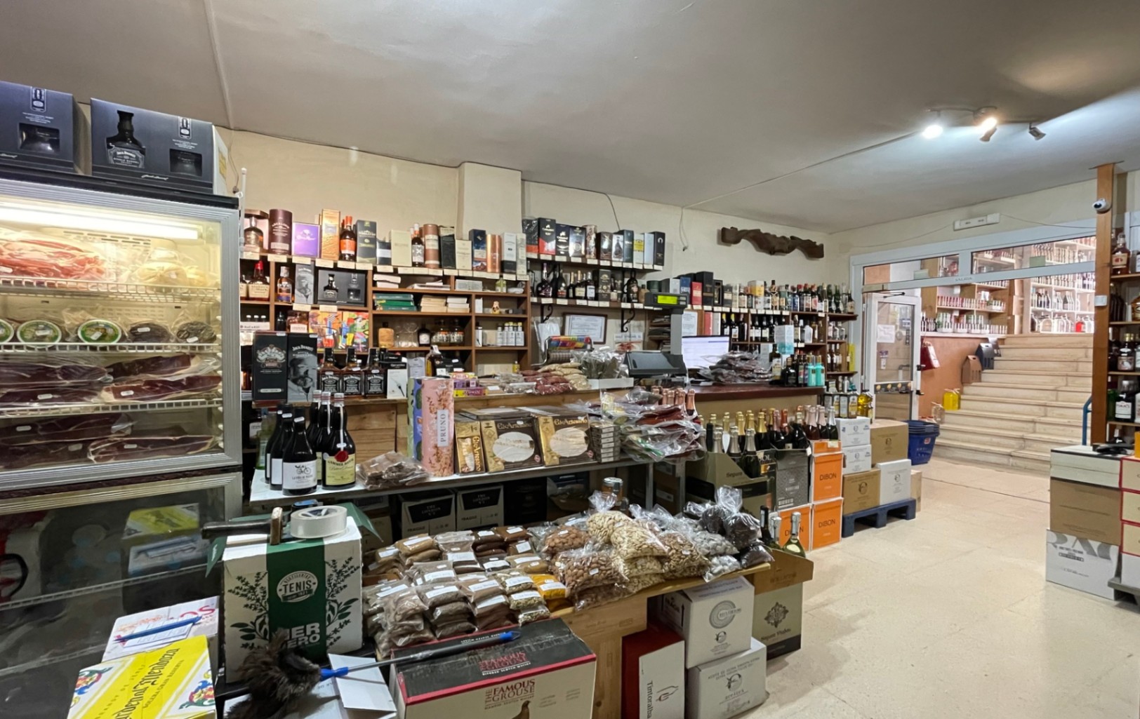 Unieke kans: complete wijnmakerij met 30 jaar reputatie in  — Moraira