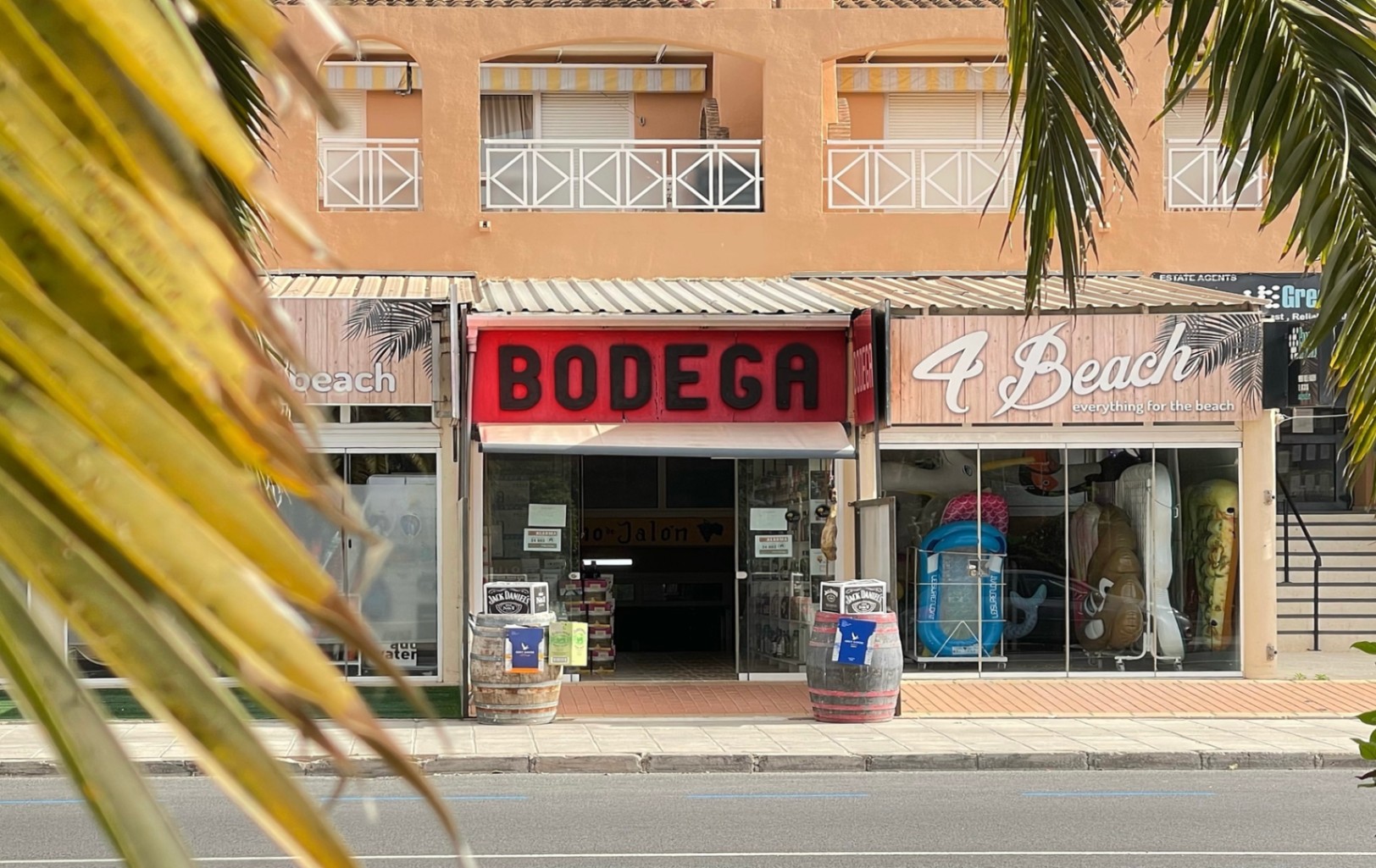 Unieke kans: complete wijnmakerij met 30 jaar reputatie in  — Moraira