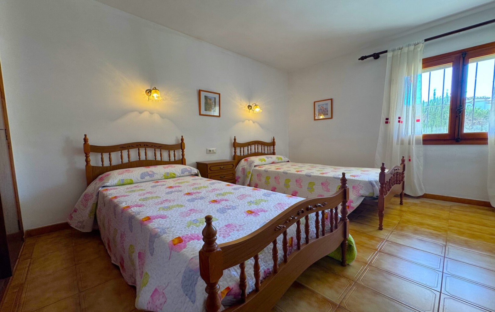 Vrijstaande villa met frontaal zeezicht op Peñón de Ifach in Calpe