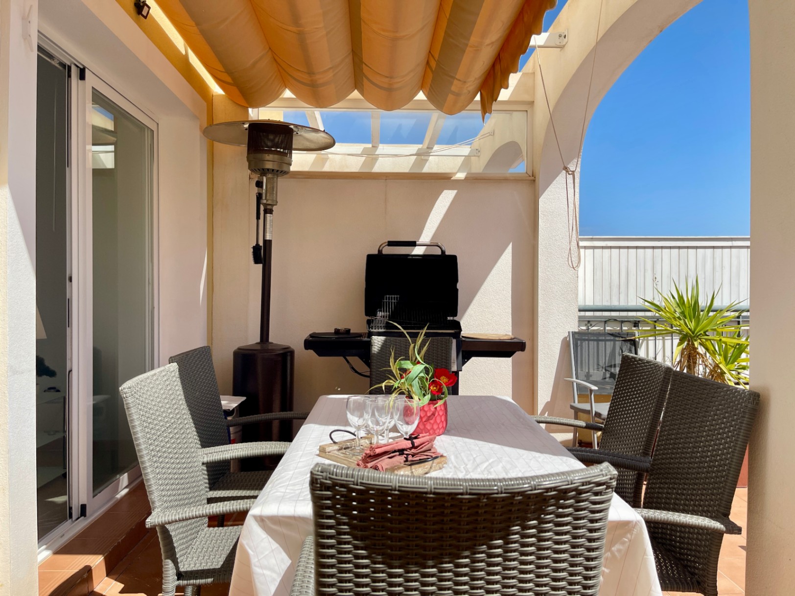 DP-81-CRES89-18 Spectaculaire bungalow met zeezicht in Calpe