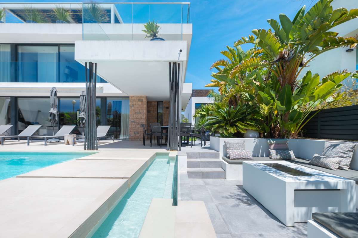DP-91-676921-2 Exclusieve luxe villa met privé gym en zeezicht in Ses Torres – Ibiza