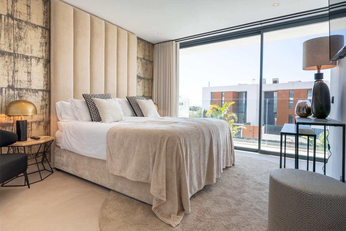 DP-91-676921-22 Exclusieve luxe villa met privé gym en zeezicht in Ses Torres – Ibiza