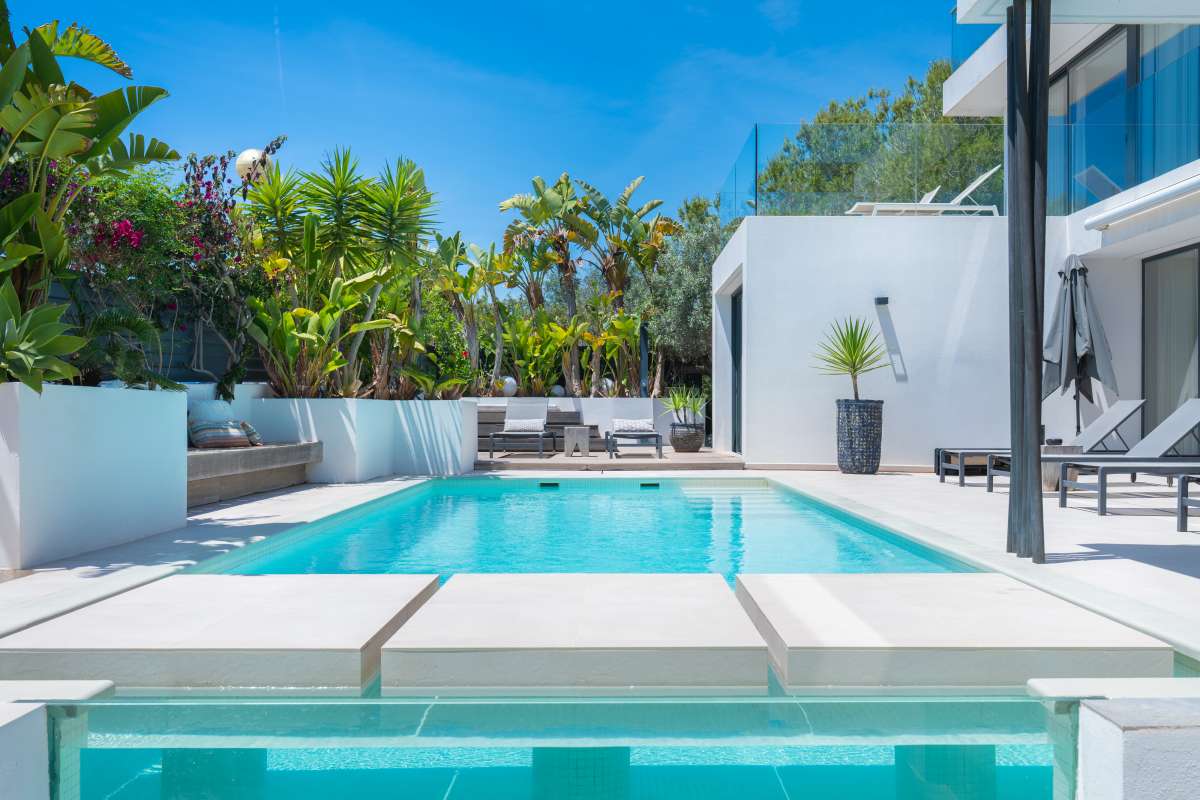 DP-91-676921-3 Exclusieve luxe villa met privé gym en zeezicht in Ses Torres – Ibiza