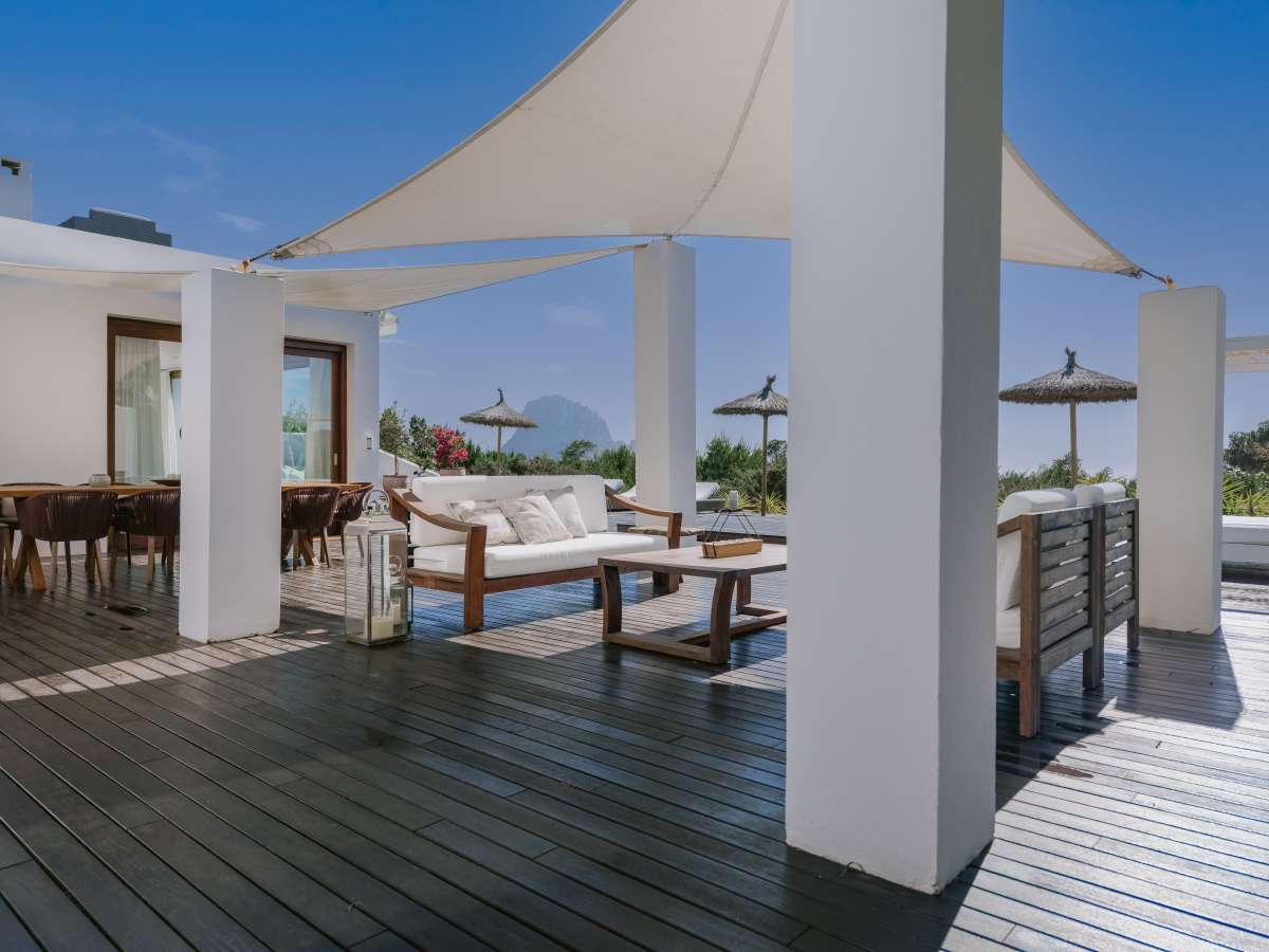 Exclusieve villa met uitzicht op Es Vedra in Cala Carbó – Ibiza