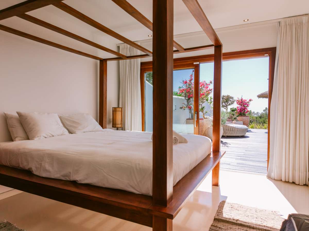 Exclusieve villa met uitzicht op Es Vedra in Cala Carbó – Ibiza