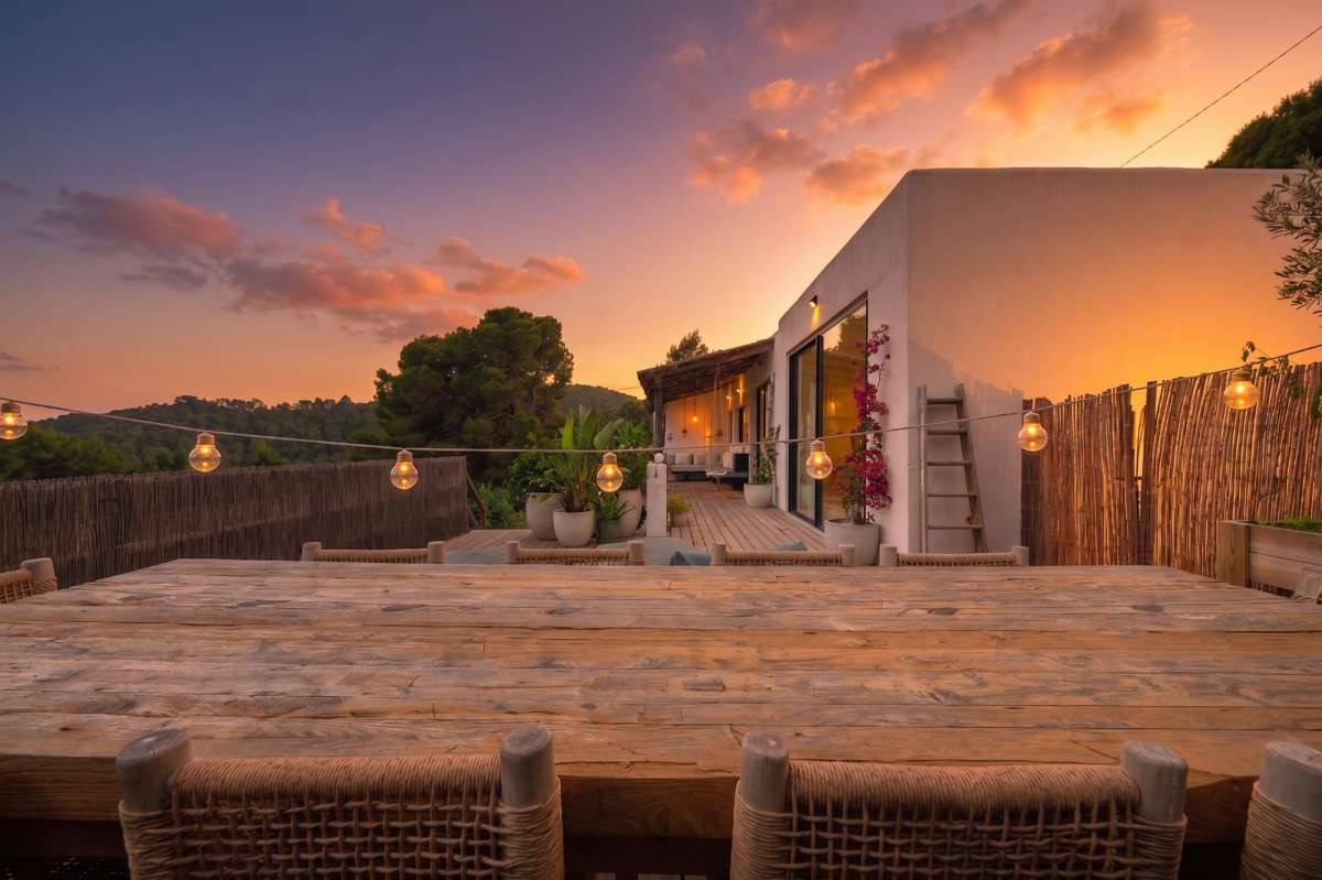 Karaktervolle villa met panoramisch zeezicht in Sant Miquel – Ibiza