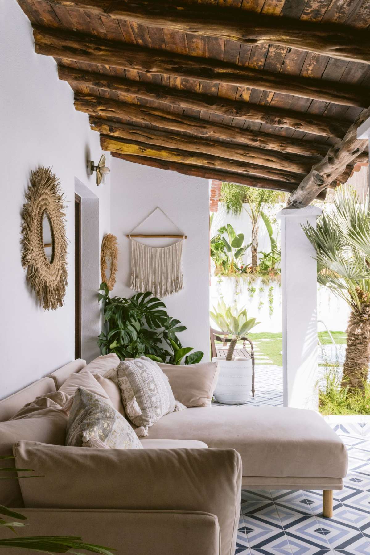 Gerenoveerde finca met zwembad en panoramisch uitzicht in Cala Llonga – Ibiza