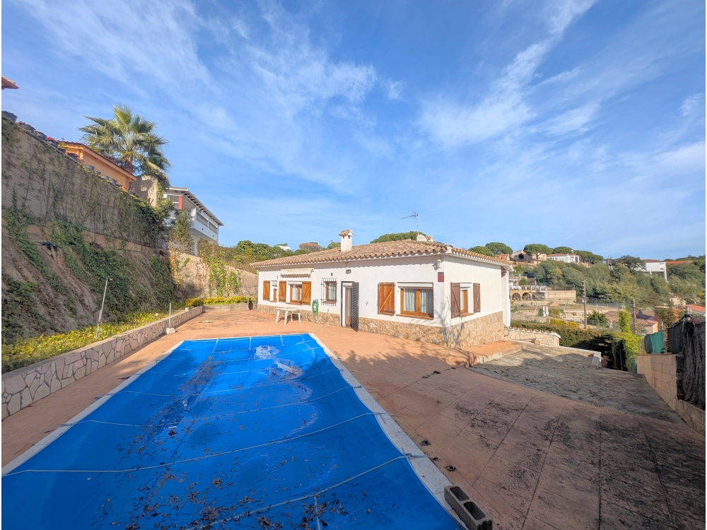 Villa te koop in Vidreres