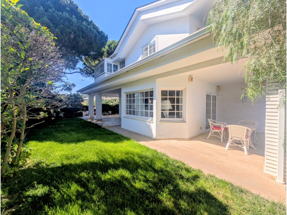 Villa te koop in Lloret de Mar