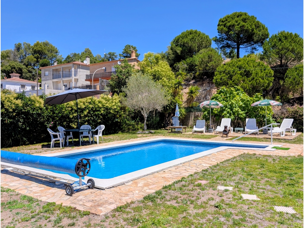 Vrijstaande villa met privé zwembad en zeezicht in Lloret de Mar