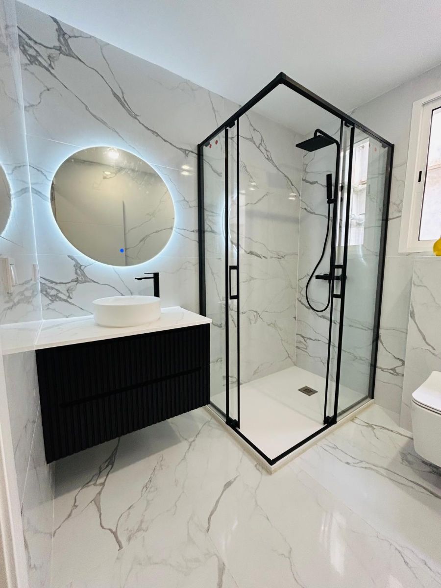 Gerenoveerd appartement te koop in Valencia stad