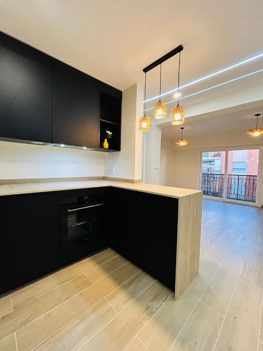 Gerenoveerd appartement te koop in Valencia stad