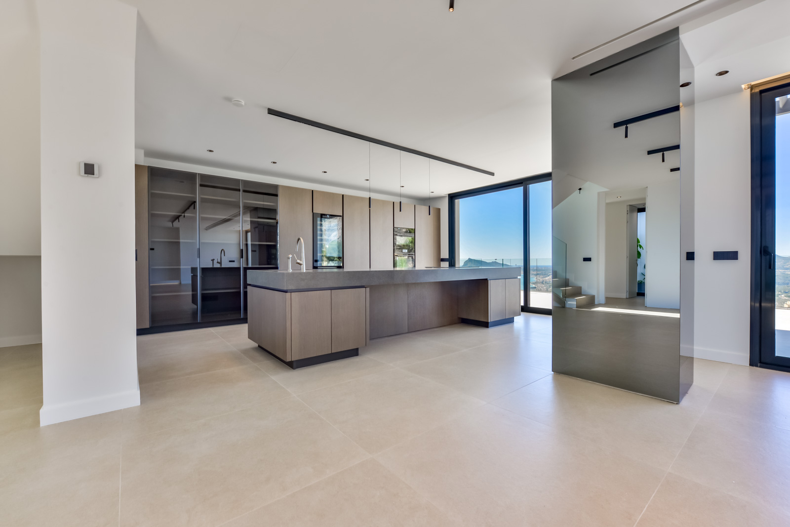 Moderne villa met panoramisch zeezicht in Altea Hills