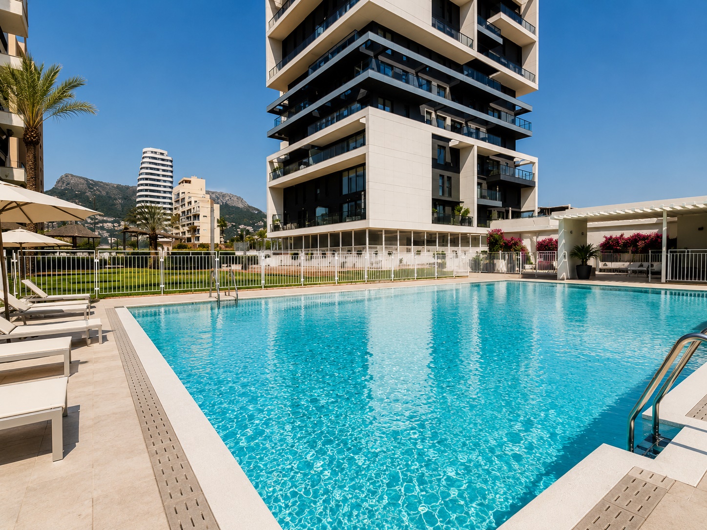 Appartement met zeezicht te koop in Calpe