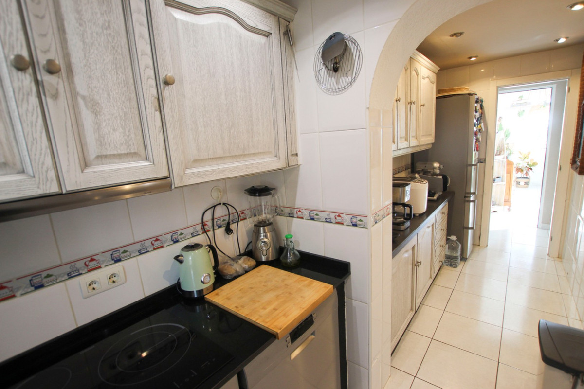 DP-07-R5297821-15 Villa met zeezicht te koop in Calpe