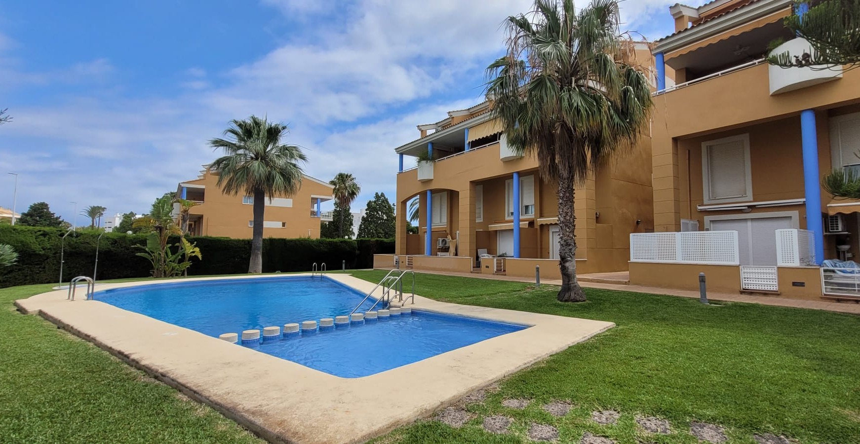 Duplex appartement op 300 meter van het strand in Javea