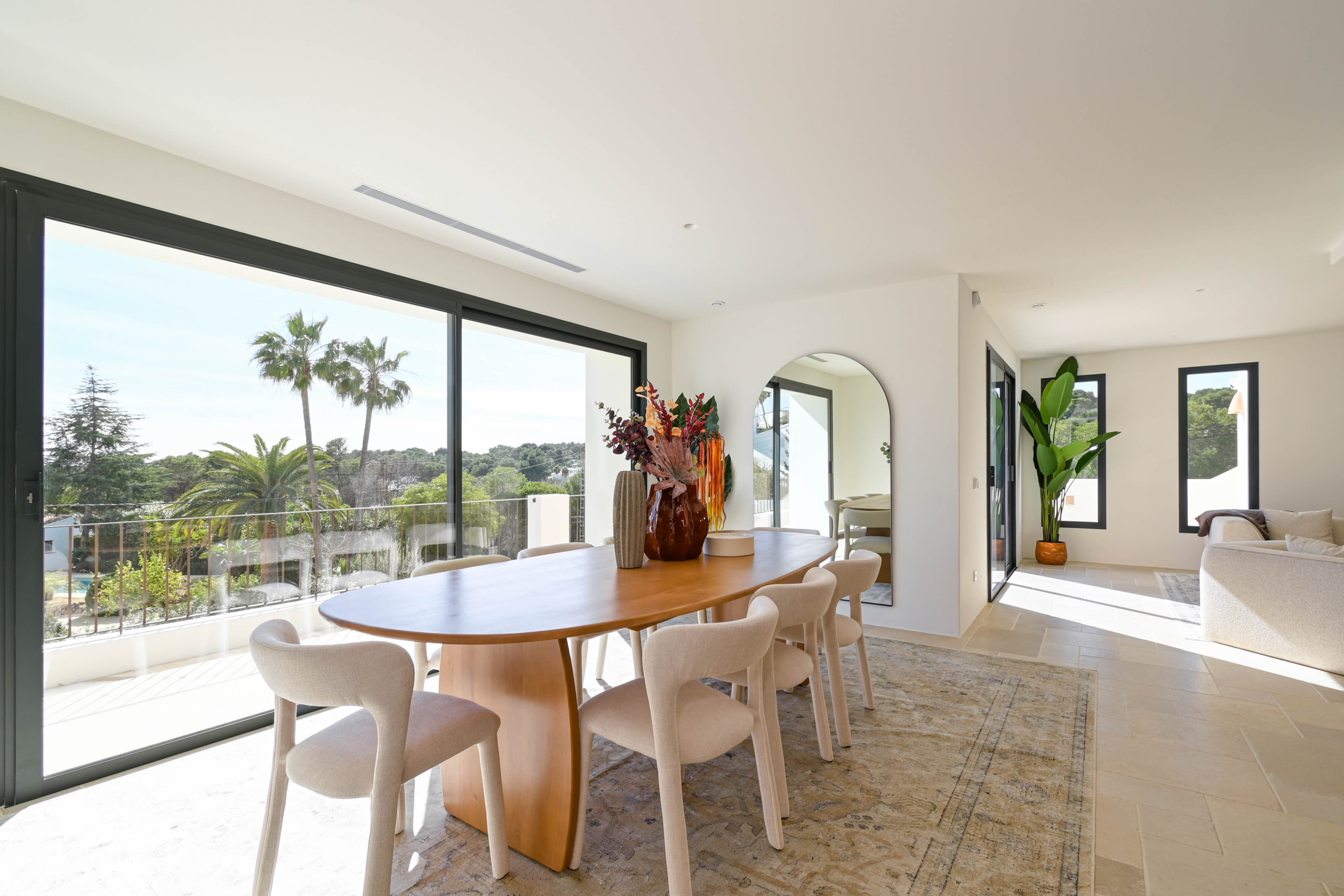 Instapklare luxe nieuwbouw villa met zeezicht in Moraira