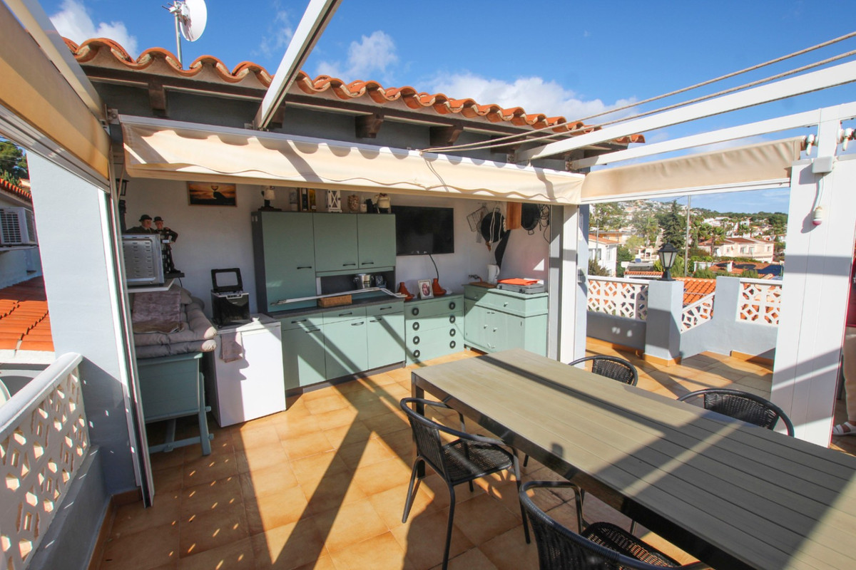 DP-07-R5297821-26 Villa met zeezicht te koop in Calpe