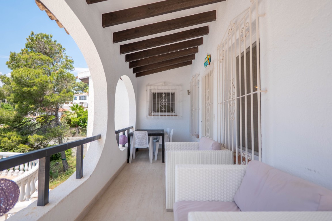 Prachtige gerenoveerde villa met privé zwembad en open zicht in Moraira