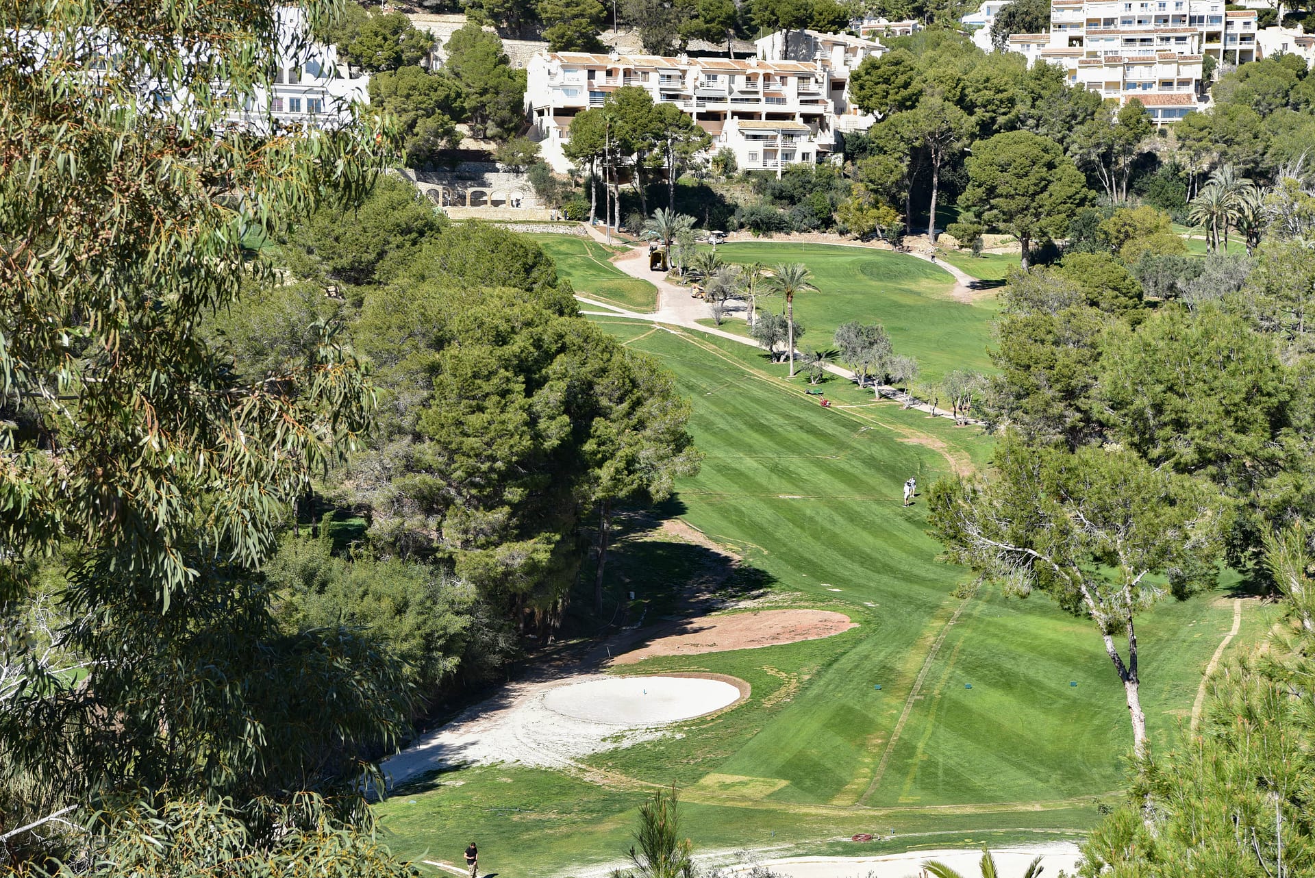 DP-70-TAALT2785-25 Gerenoveerde luxe villa aan de golfbaan in Altea