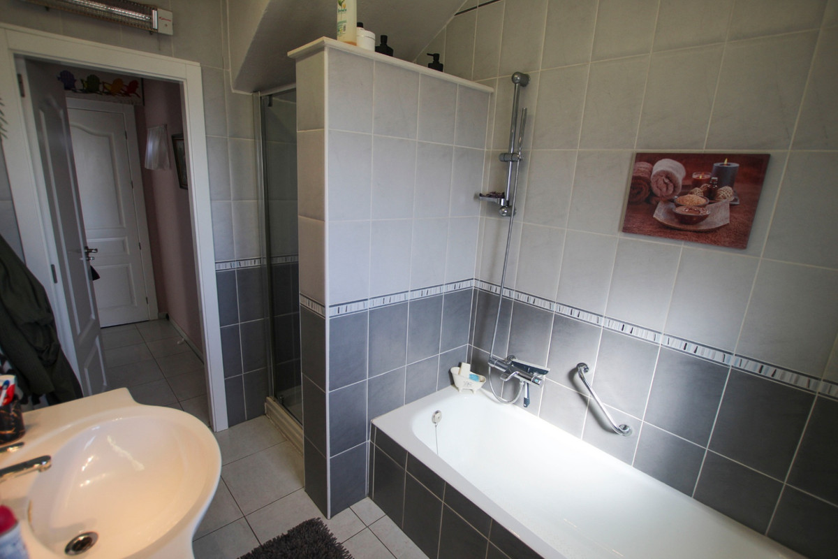 DP-07-R5297821-22 Villa met zeezicht te koop in Calpe