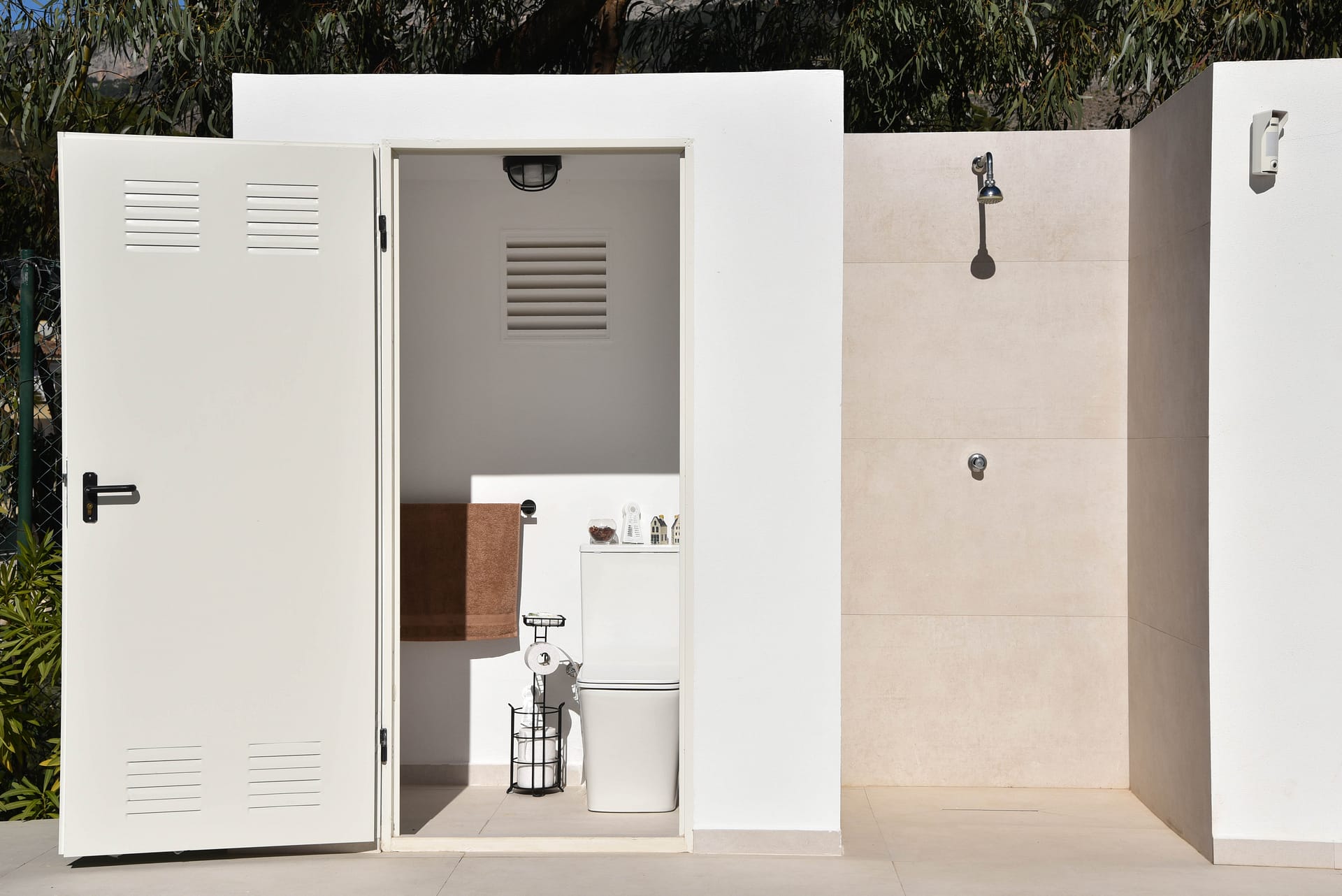 DP-70-TAALT2785-18 Gerenoveerde luxe villa aan de golfbaan in Altea