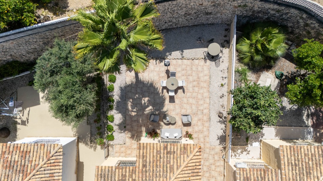 Instapklare villa met privé zwembad en gastenverblijf in Moraira