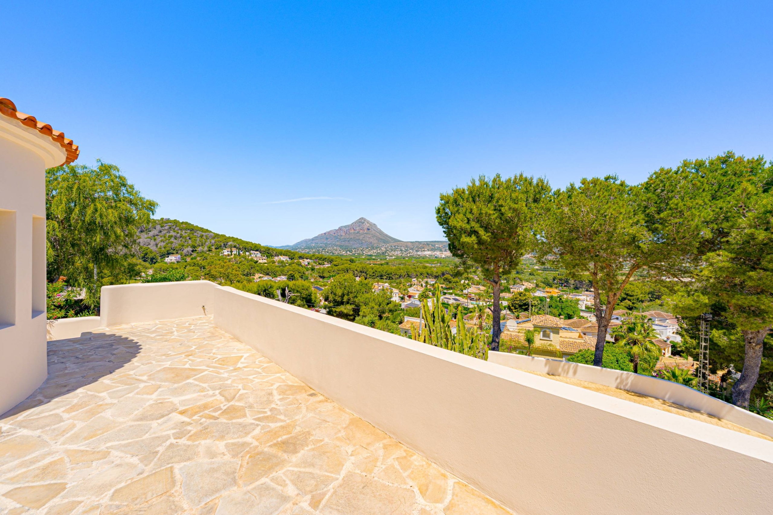 Gerenoveerde traditionele villa met privé zwembad en panoramisch zeezicht in Javea
