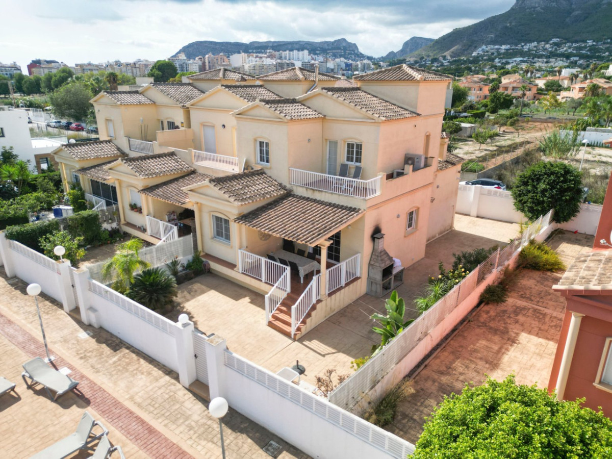 DP-07-R5213887-25 Ruime hoekwoning met gemeenschappelijk zwembad in Calpe