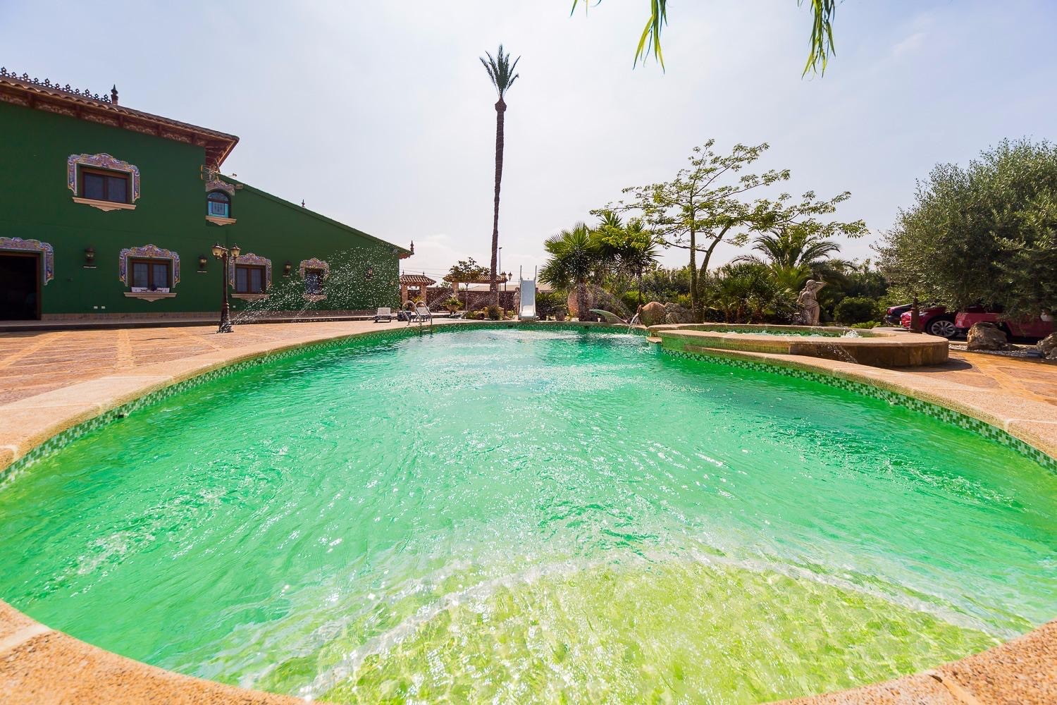 Finca / Country Property te koop in Almoradí