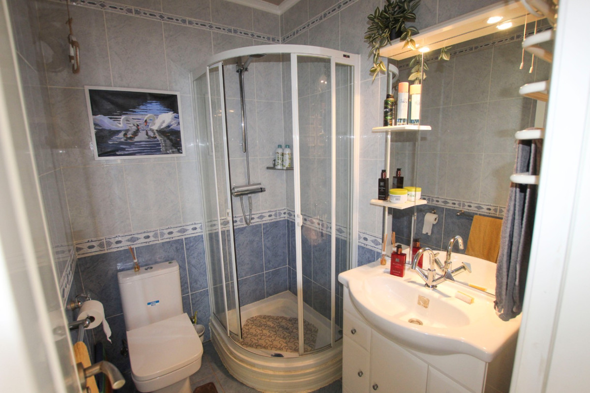 DP-07-R5297821-23 Villa met zeezicht te koop in Calpe