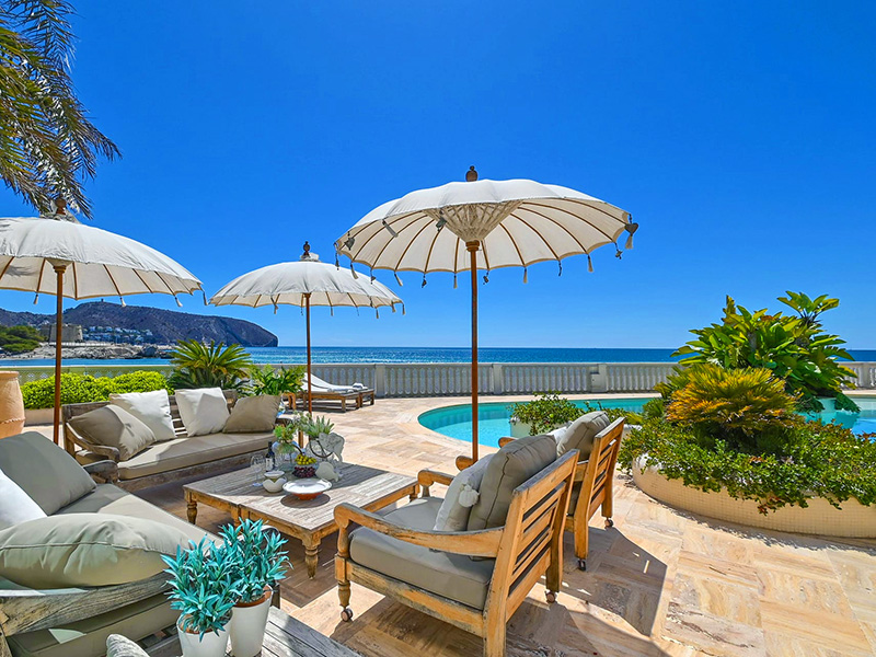 Villa met zeezicht te koop in Moraira