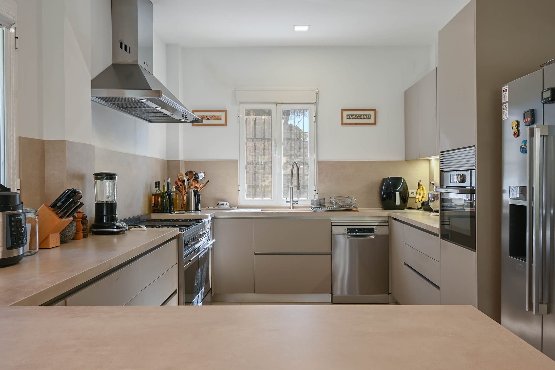 DP-70-TAALT2785-8 Gerenoveerde luxe villa aan de golfbaan in Altea