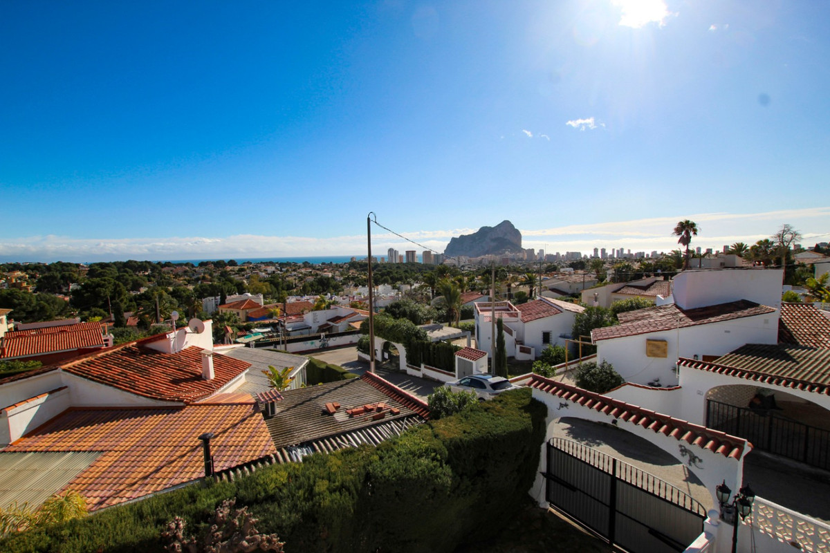 DP-07-R5297821-2 Villa met zeezicht te koop in Calpe