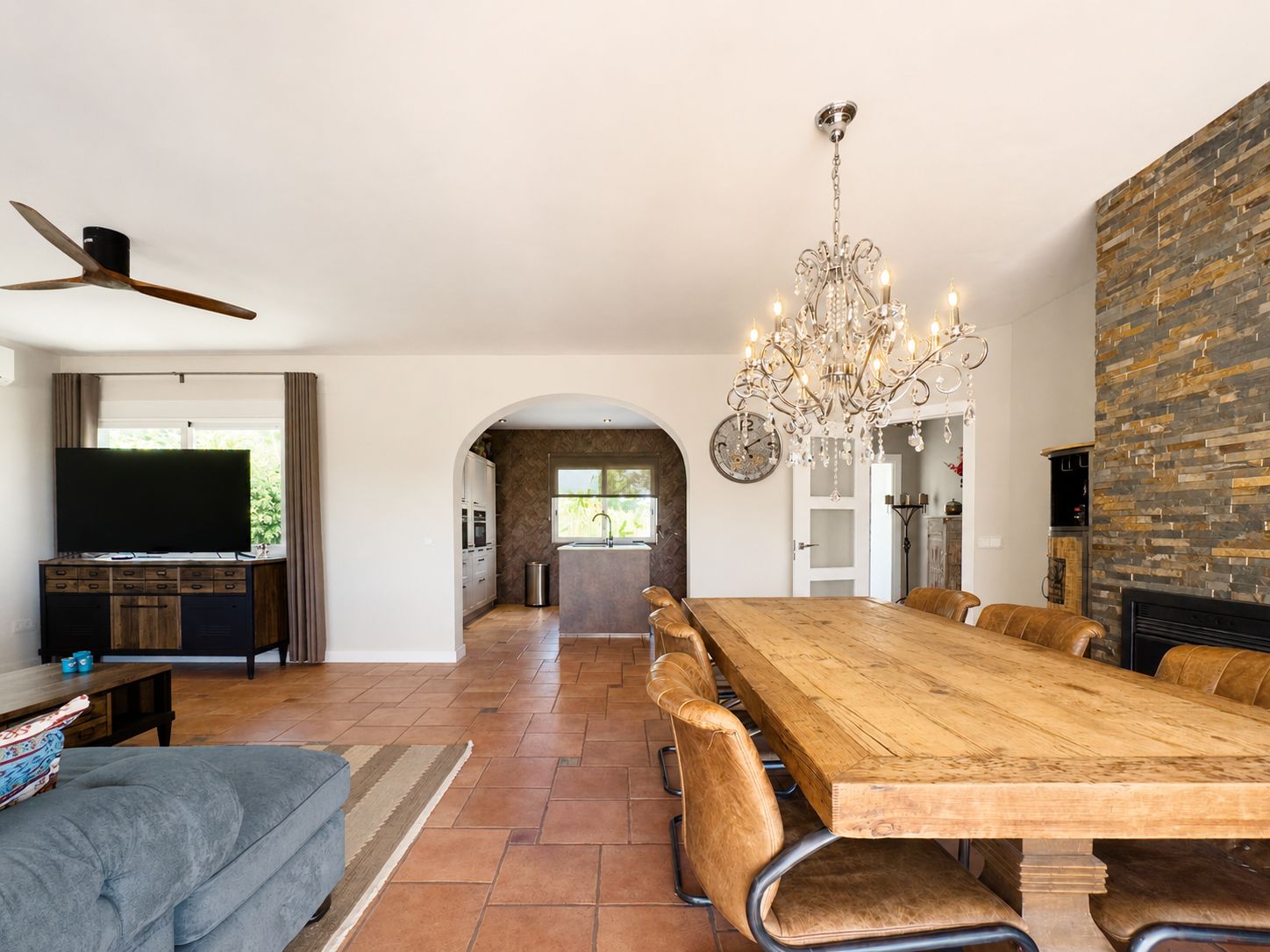 Instapklare villa met zeezicht en bergpanorama in Altea