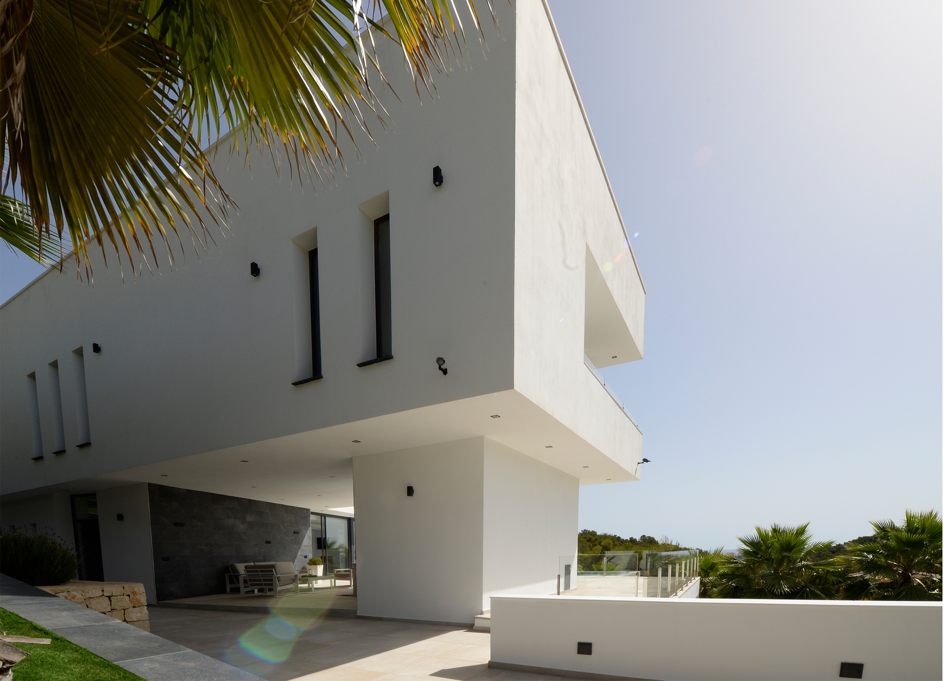 Instapklare moderne villa met zeezicht in Javea