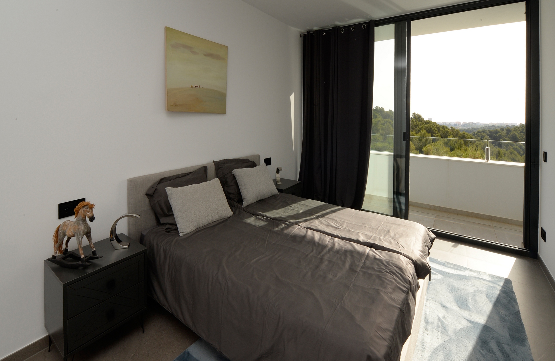 Instapklare moderne villa met zeezicht in Javea