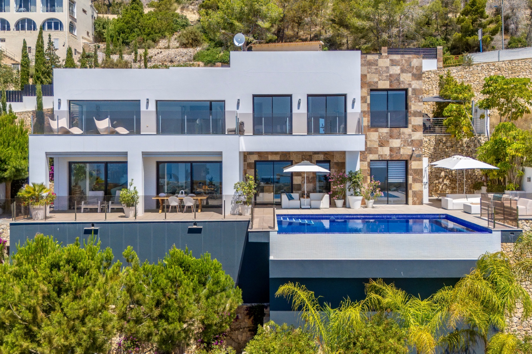 Moderne villa met schitterend zeezicht in Benissa