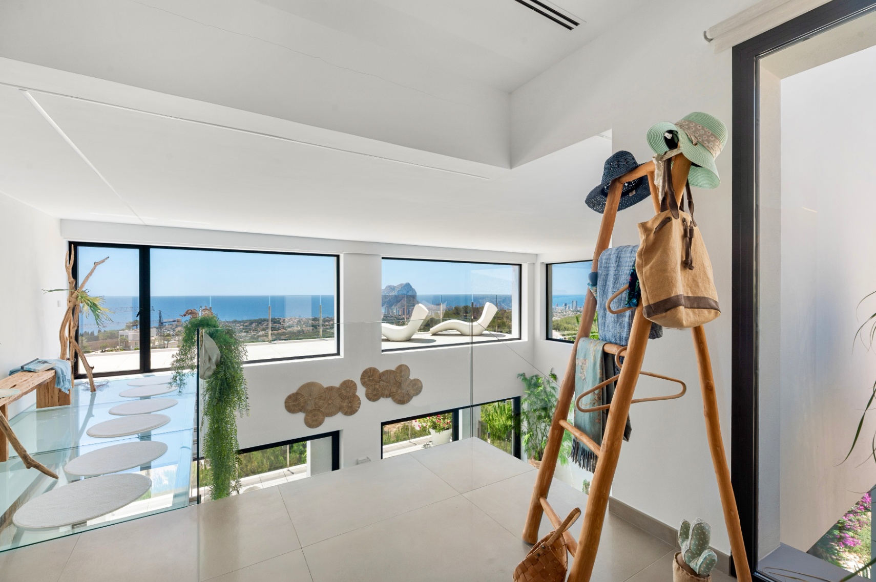 Moderne villa met schitterend zeezicht in Benissa