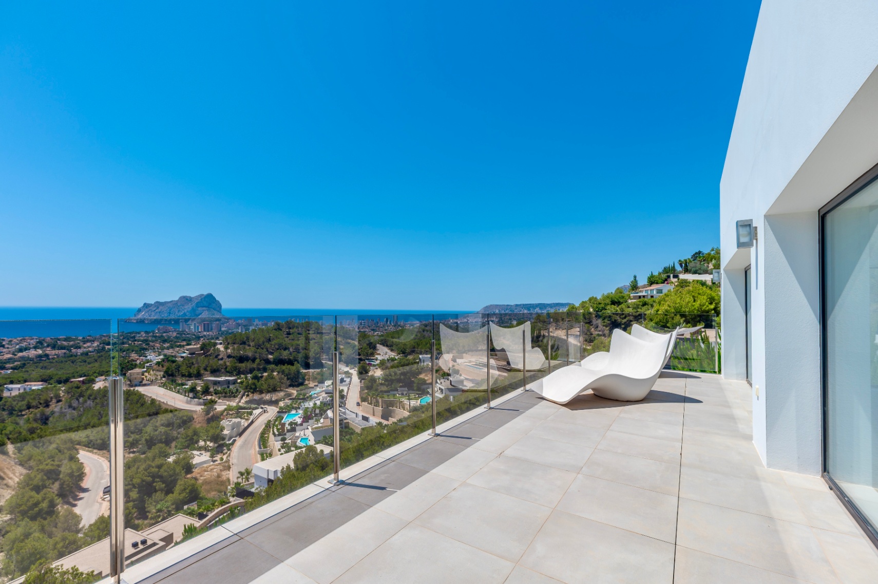 Moderne villa met schitterend zeezicht in Benissa