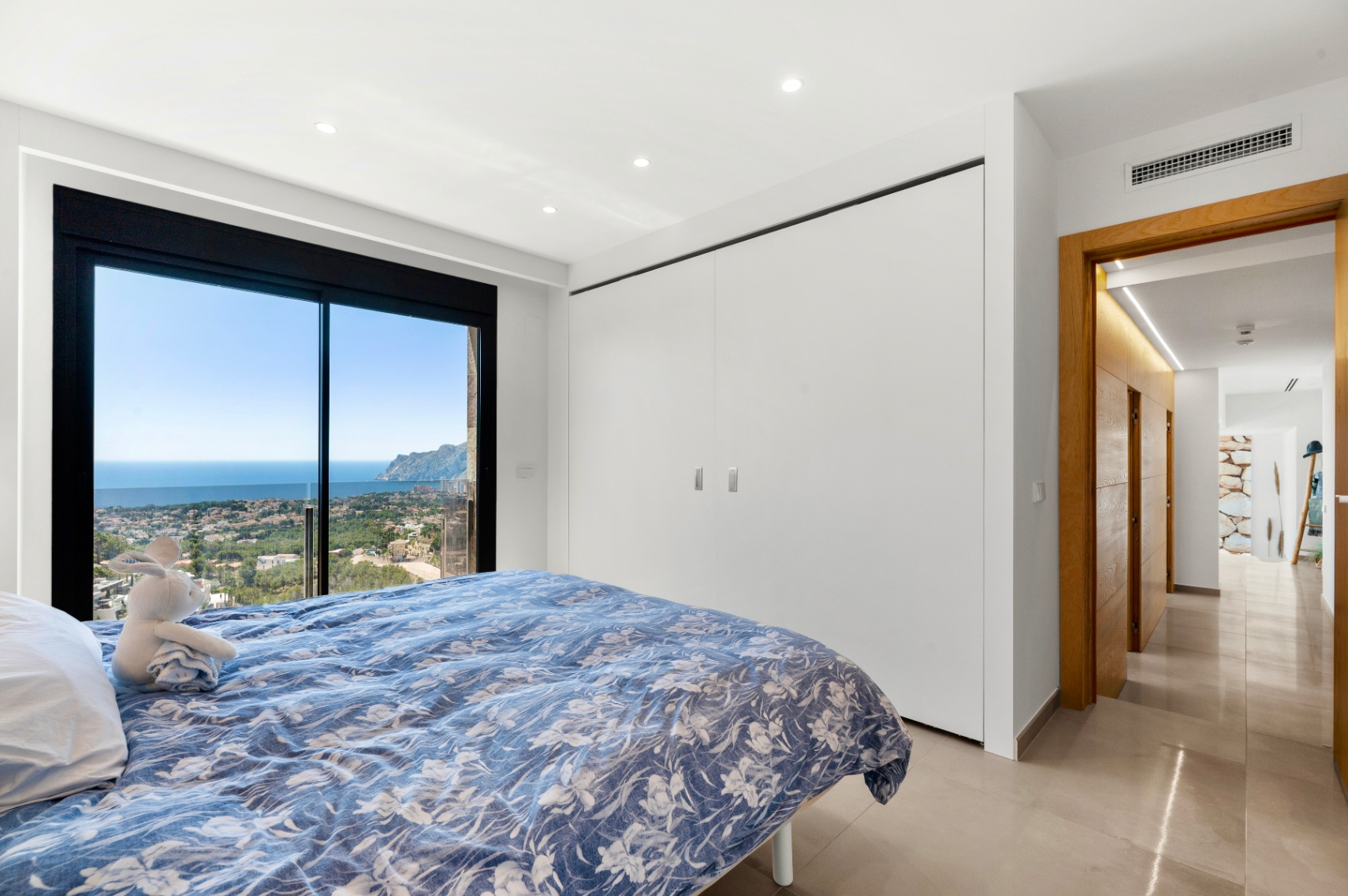 Moderne villa met schitterend zeezicht in Benissa