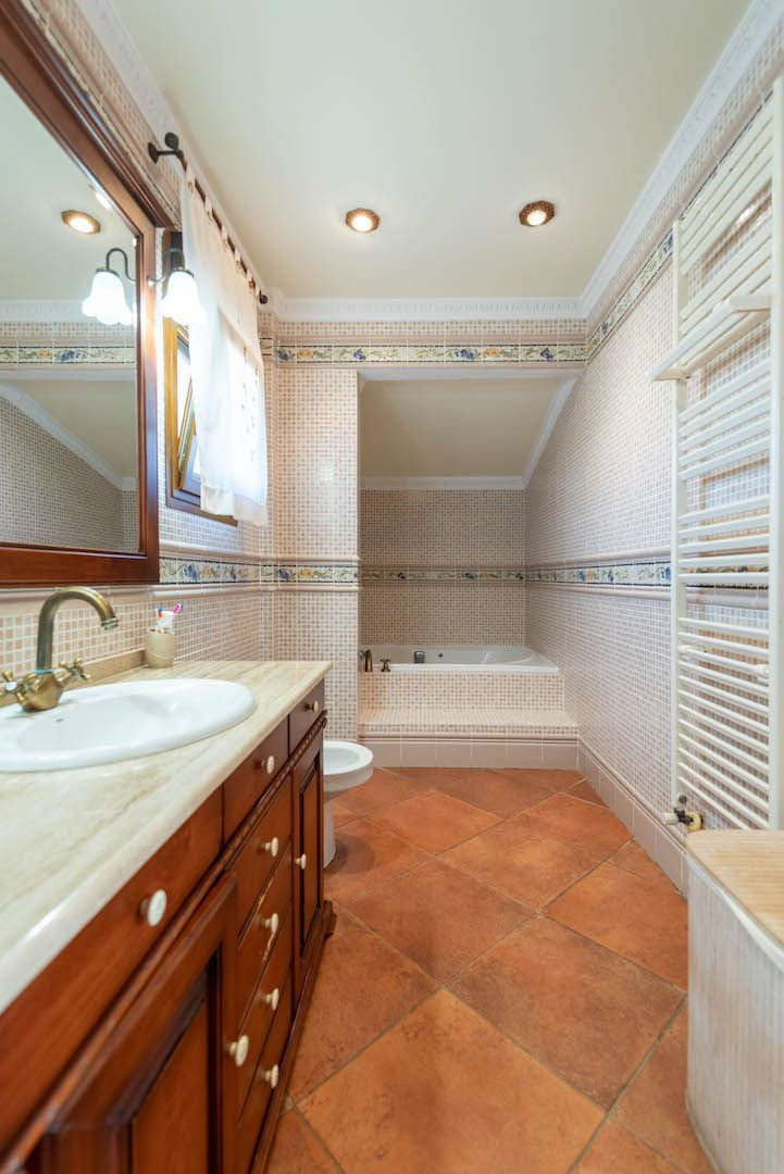 DP-07-R4965418-21 Volledig gerenoveerde exclusieve villa te koop in Calpe