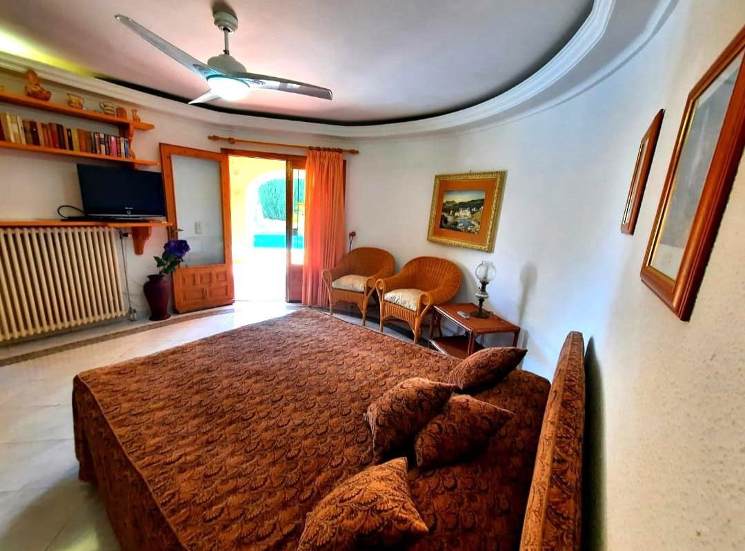 DP-07-R5007451-48 Ruime villa met zeezicht in Benissa