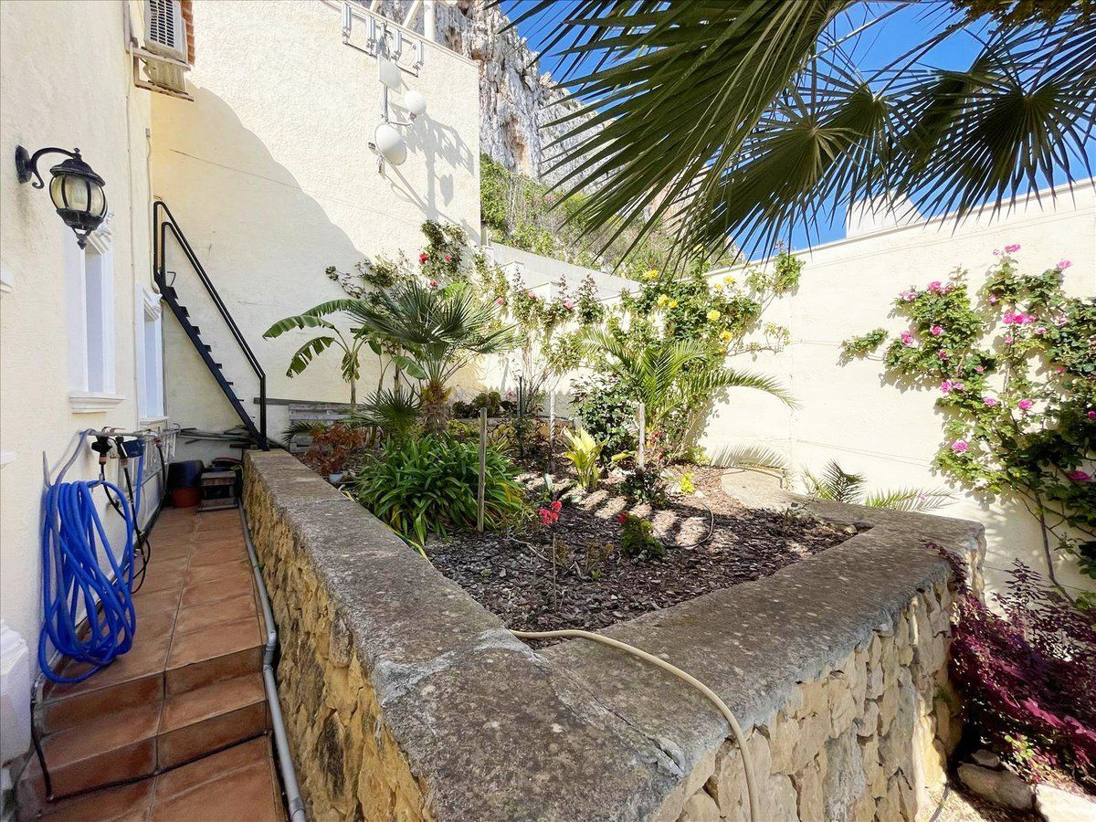 Villa met zeezicht te koop in Calpe