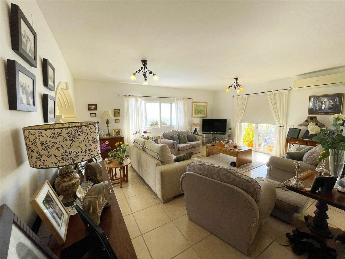 Villa met zeezicht te koop in Calpe